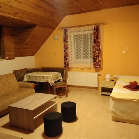 Apartman V Zachranne Stanici Pasicka Prosec  Exterior foto